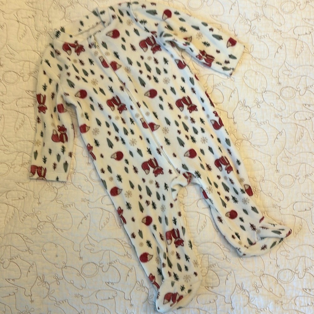NWOT Holiday Woodland Print Soft Fleece/Cotton PJs/Cover-Alls Unisex Infant 6-9M